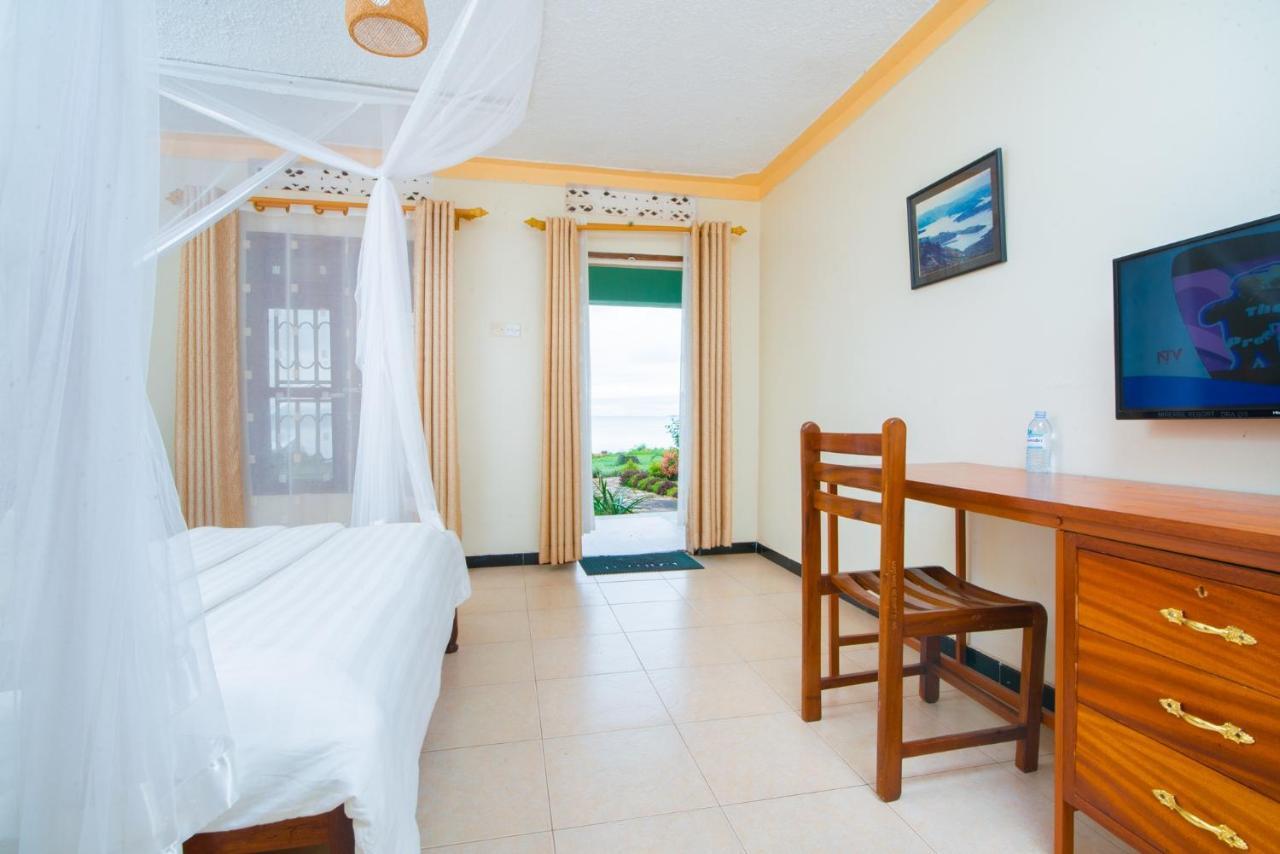 Mirembe Resort Beach Hotel Kalangala Exterior foto