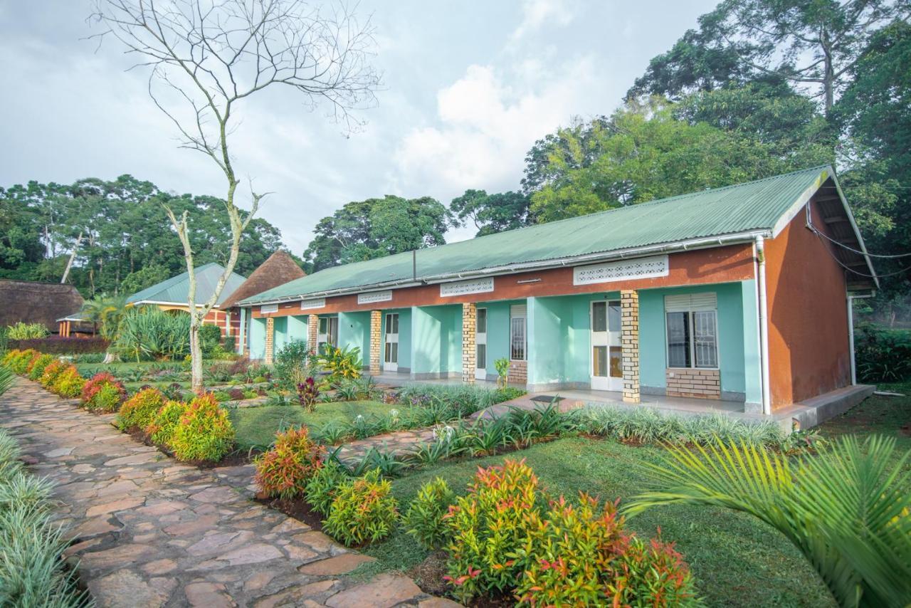 Mirembe Resort Beach Hotel Kalangala Exterior foto