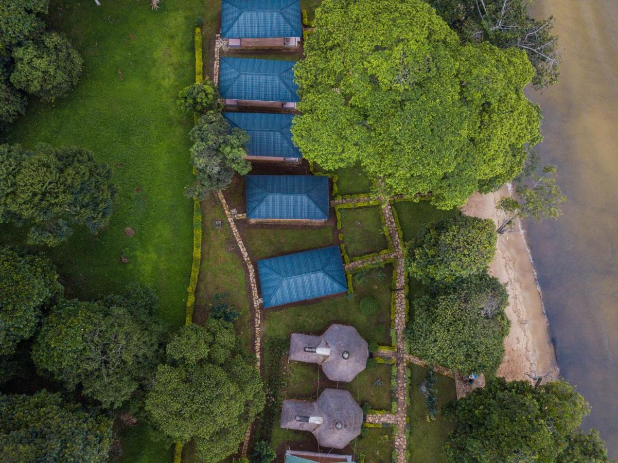Mirembe Resort Beach Hotel Kalangala Exterior foto